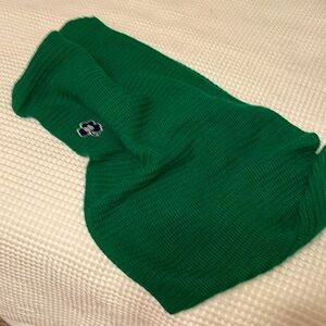 Kelly green Notre Dame scarf/neck wrap.